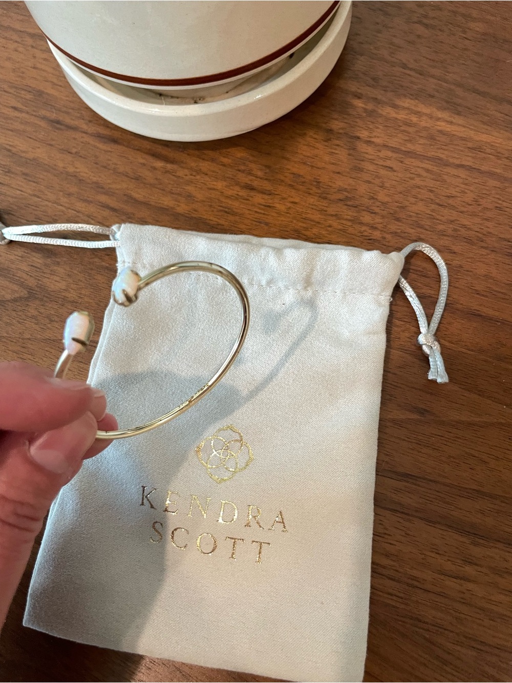 Kendra Scott White Opal Cuff Gold - Picture 2 of 3